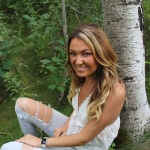 Meet your Posher, Elise